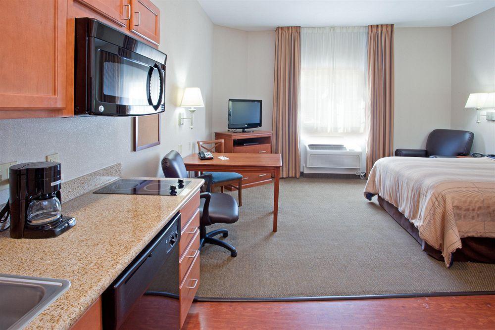 Candlewood Suites Lake Jackson By Ihg Ruang foto
