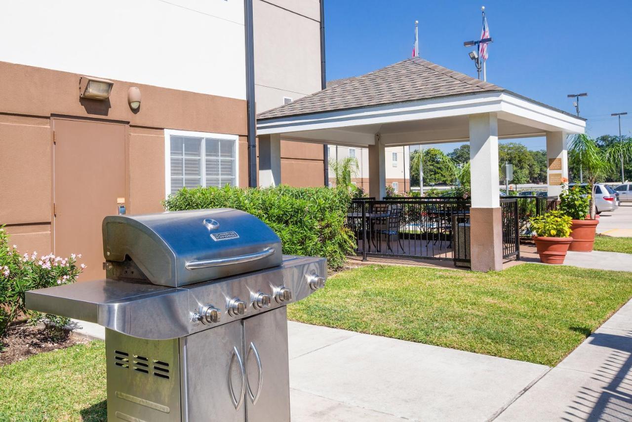 Candlewood Suites Lake Jackson By Ihg Bagian luar foto