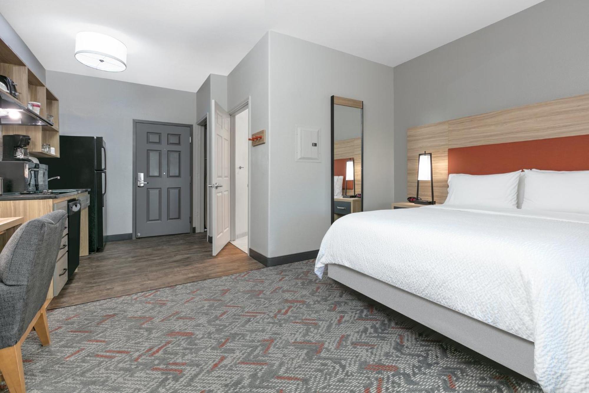 Candlewood Suites Lake Jackson By Ihg Bagian luar foto